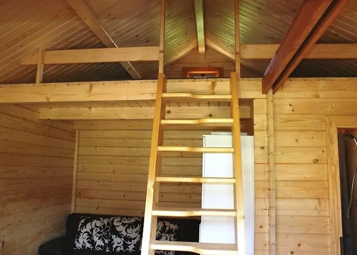 Piastogrod 2 * Jarosławiec